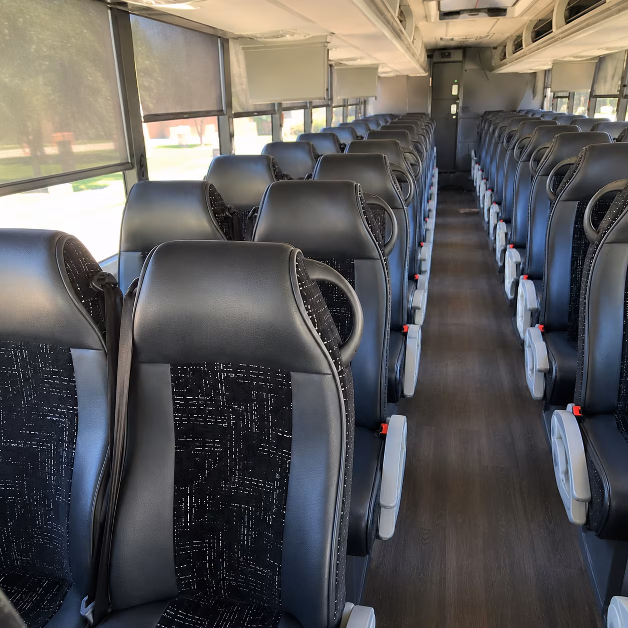 Oakland Airport Shuttle & Transportation party bus exterior